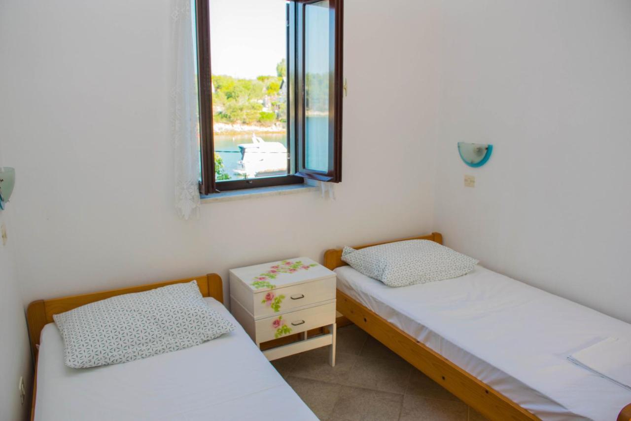 Holiday House Punta Blue & Orange 5M From The Sea, Island Cres Apartment Punta Kriza Bagian luar foto