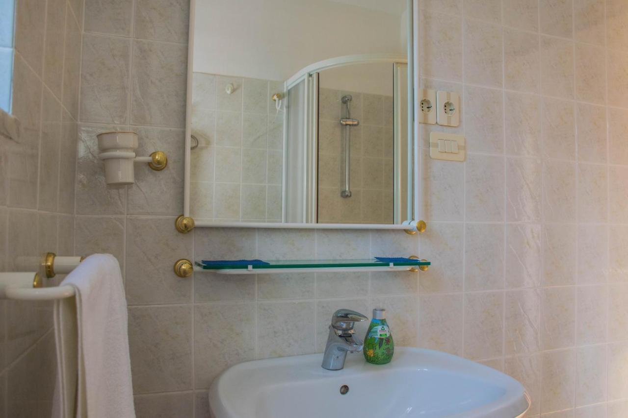 Holiday House Punta Blue & Orange 5M From The Sea, Island Cres Punta Kriza Bagian luar foto