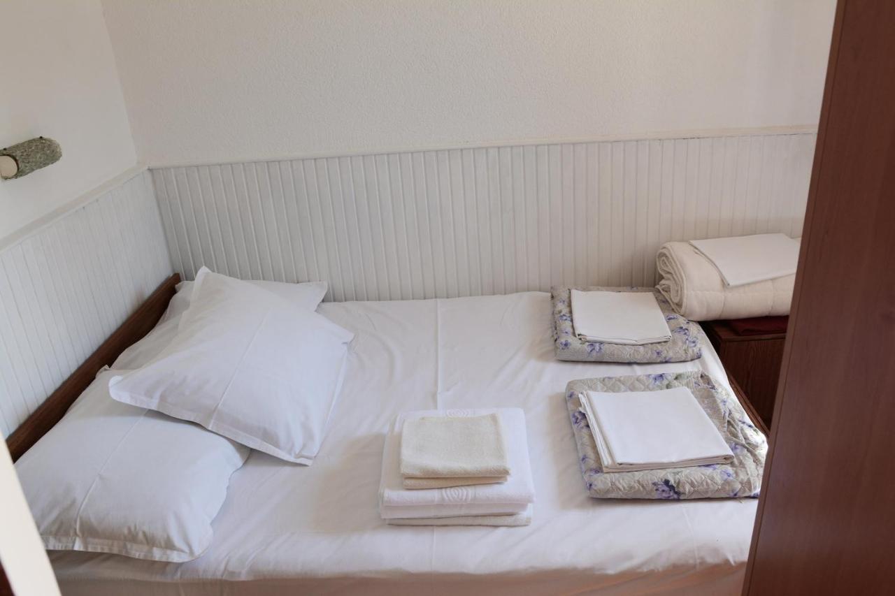Holiday House Punta Blue & Orange 5M From The Sea, Island Cres Punta Kriza Bagian luar foto