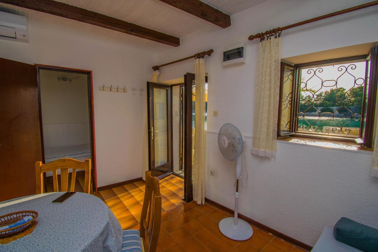 Holiday House Punta Blue & Orange 5M From The Sea, Island Cres Punta Kriza Bagian luar foto