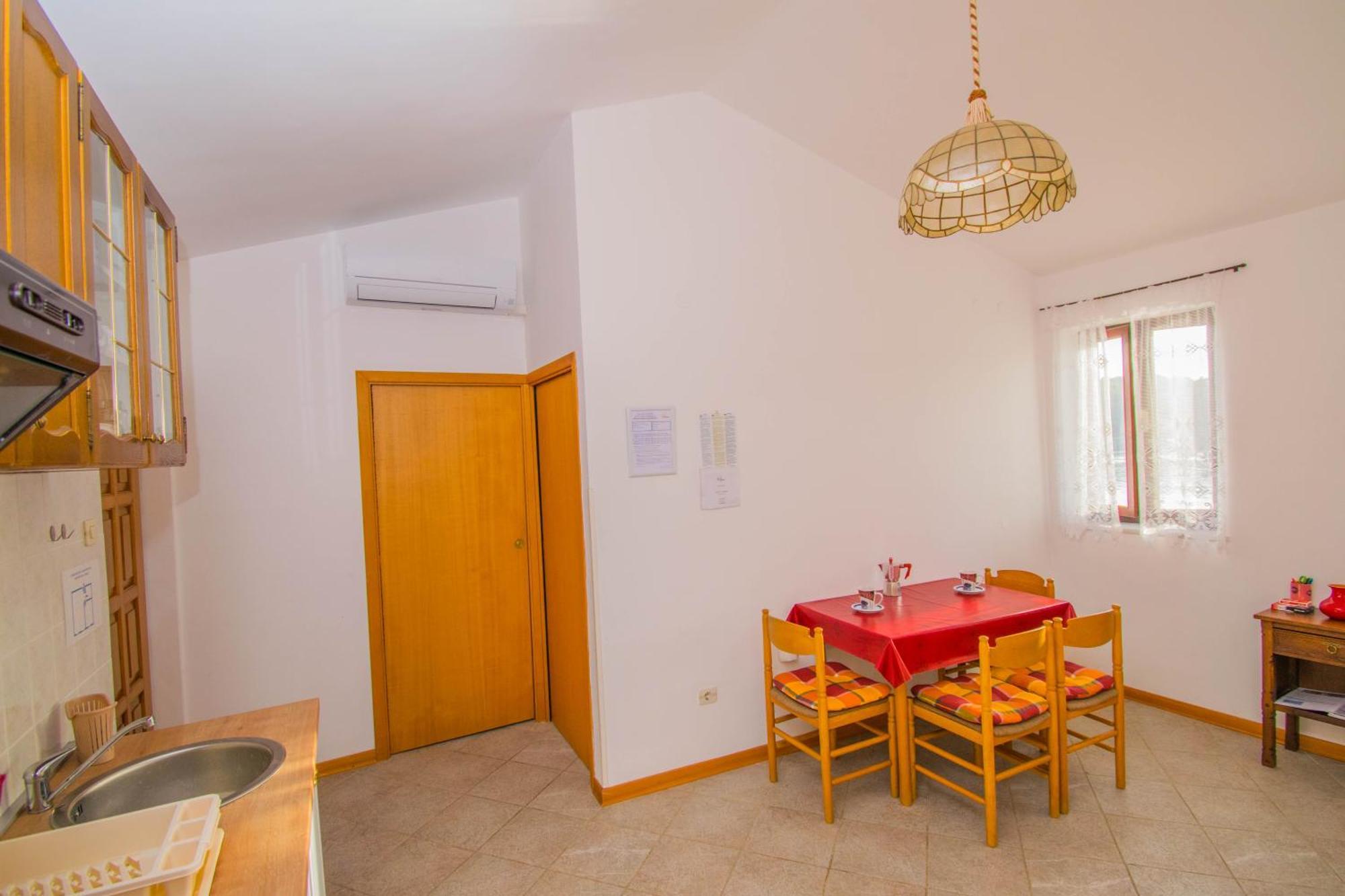 Holiday House Punta Blue & Orange 5M From The Sea, Island Cres Punta Kriza Ruang foto